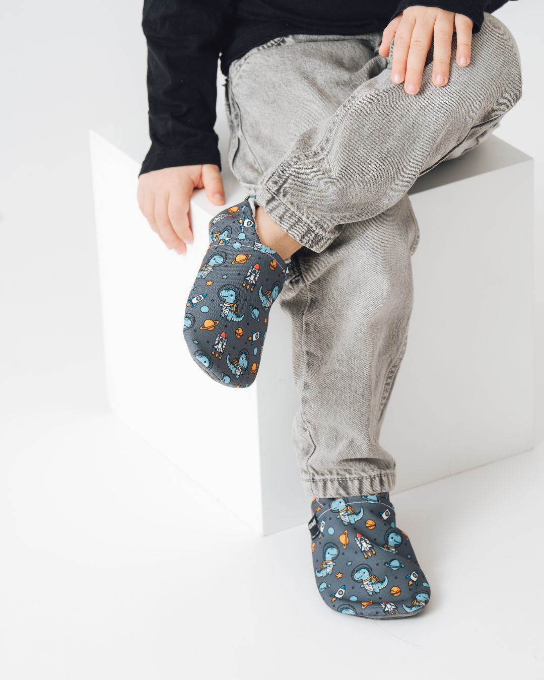 Zapatos barefoot Dino espacial