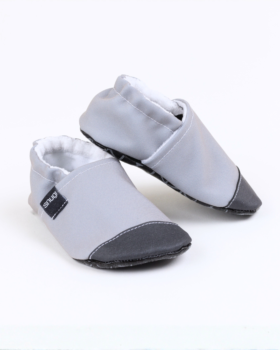 ZAPATILLAS CLÁSICAS GRISES