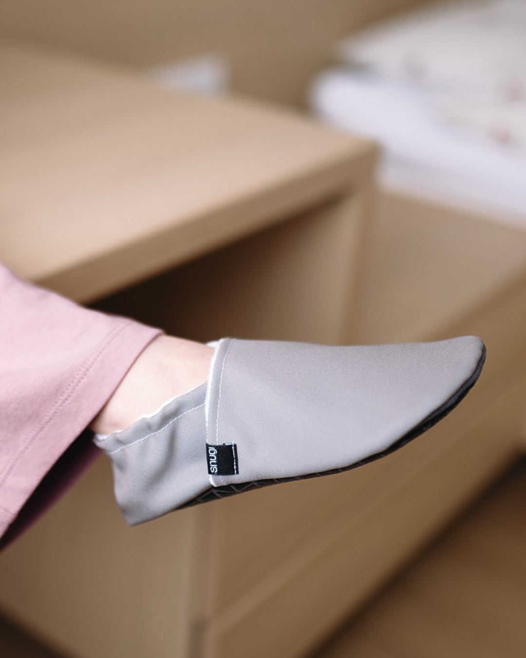 Zapatillas barefoot gris piedra
