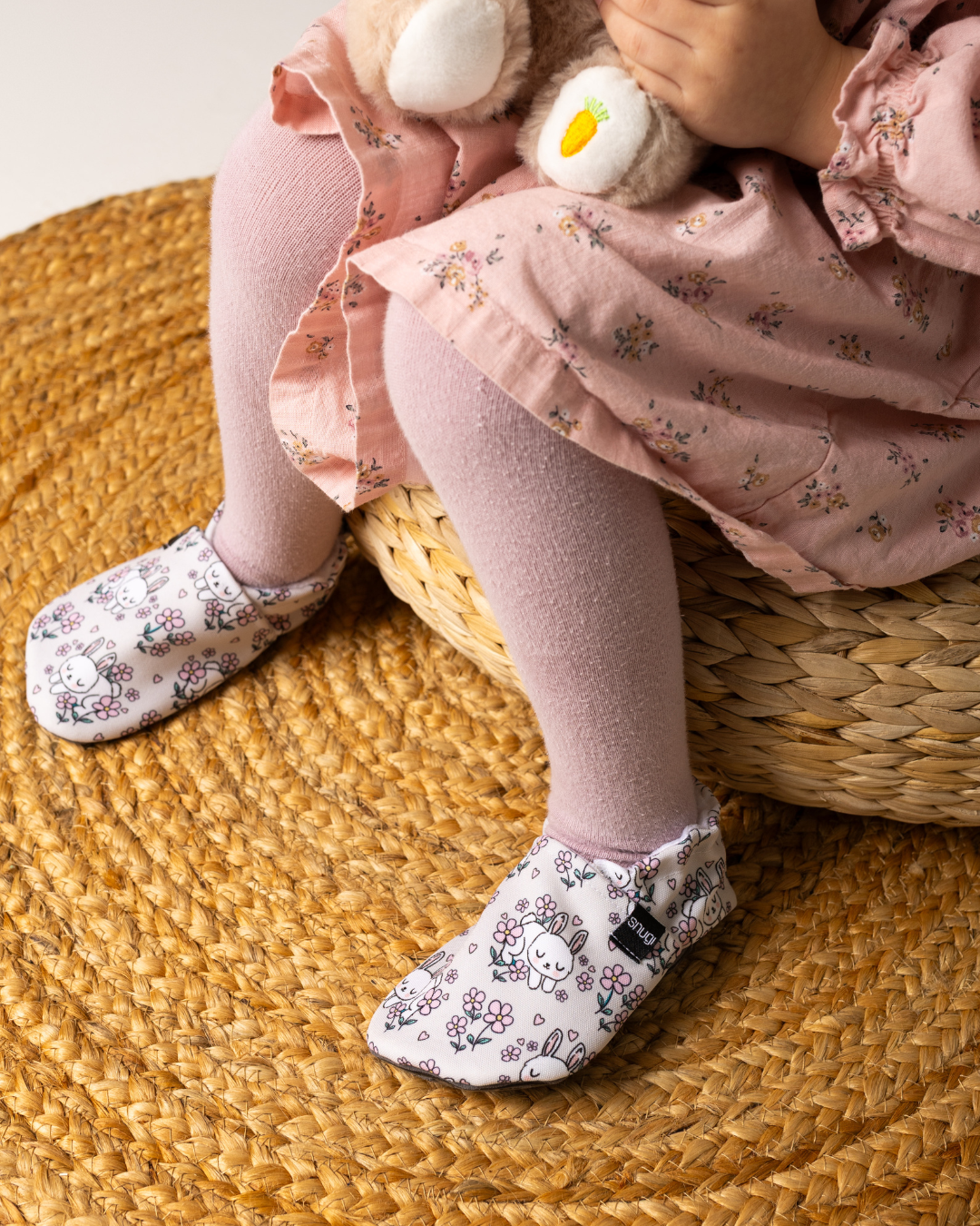 Zapatos barefoot Conejito y flores