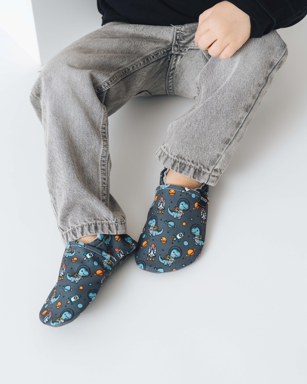 Zapatos barefoot Dino espacial